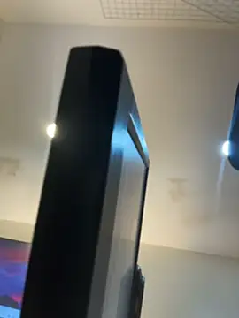 hugecock_tamira webcam