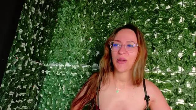 Nicole_Bliss webcam