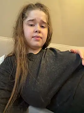 HornyGirlH
