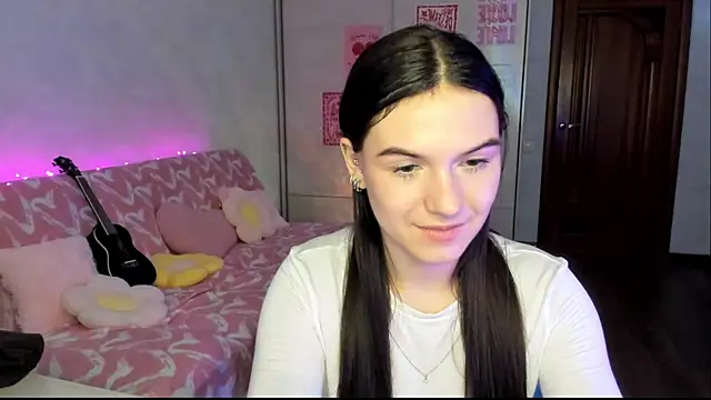 luna_lust_212 webcam