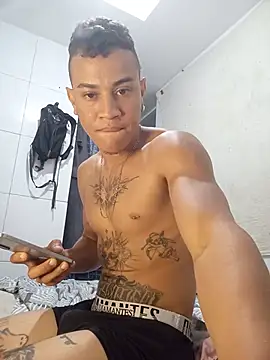 dualzinhoo live cam on StripChat