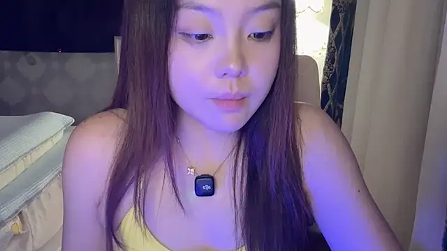 LongLongQueen webcam
