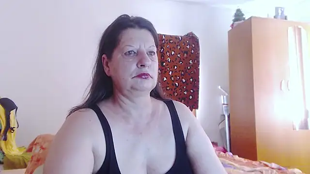 ExtasyMature webcam