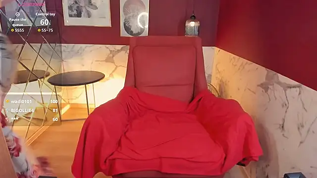 KellyPerfection webcam