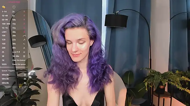AuraLaunni webcam