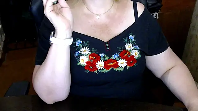 AlisaHot55 webcam