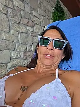 sexy7883 webcam
