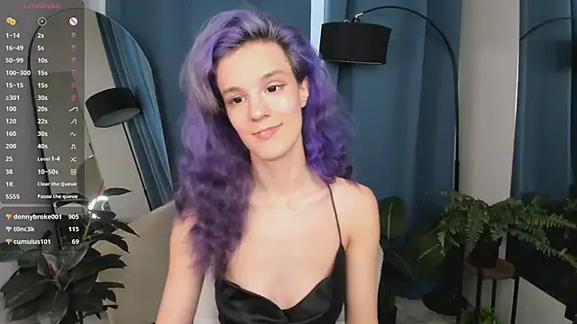 AuraLaunni webcam