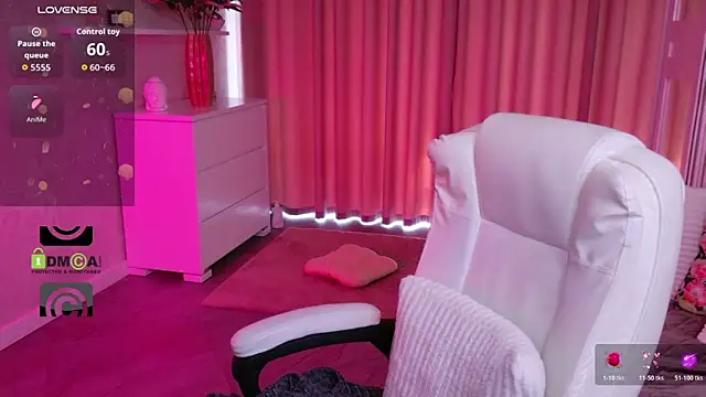 KellyKleine webcam