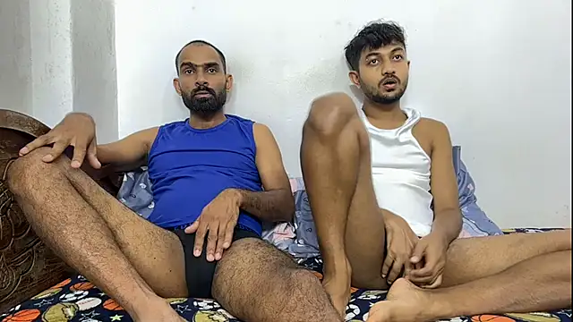 DesiDaddyandSon webcam