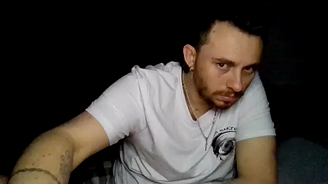 mikecloudyhawk - Mikecloudyhawk's free webcam - UK Sex Cams