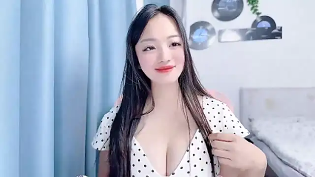 winnie666999 - Winnie666999's free webcam - UK Sex Cams