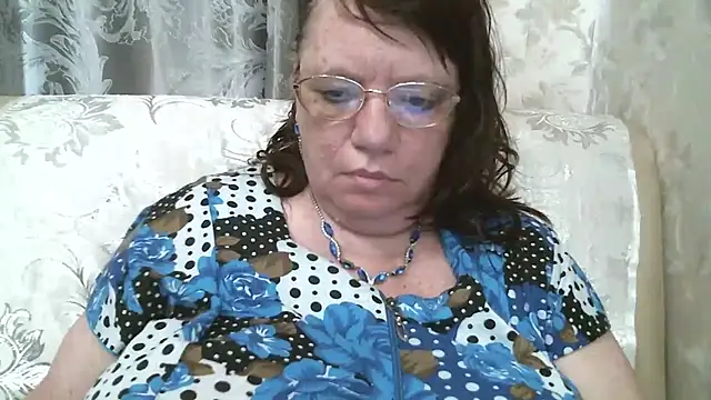 SusanaAhSun live cam on StripChat