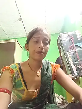 Cut_shivi56 webcam