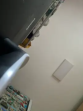 Anna_Lewis webcam
