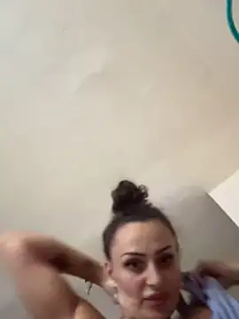 Caramellaa webcam