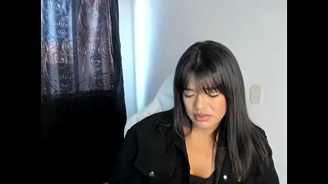 meganthompsonn22 webcam
