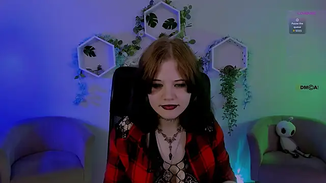 nikki_kiss_ webcam