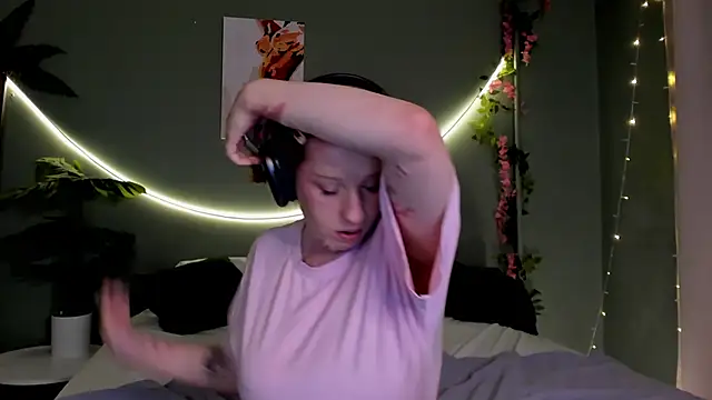 Maya_foxy webcam