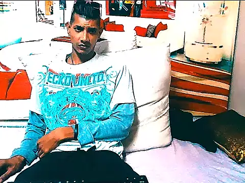IndianSavageMale webcam
