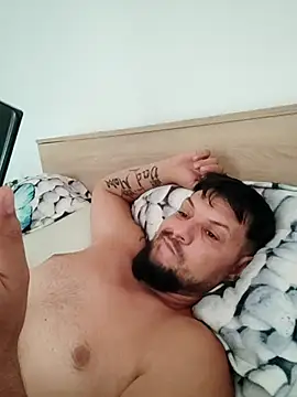 yasmi25 webcam