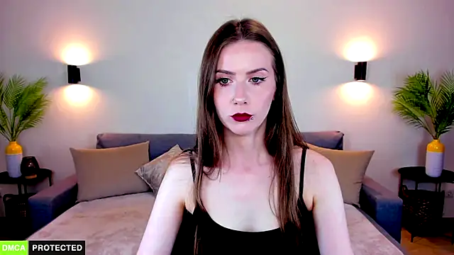 TheWoman__ webcam