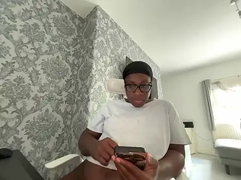 blacksexybeauty31 webcam