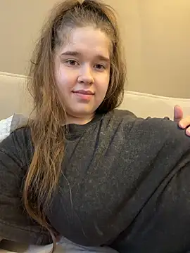 HornyGirlH webcam