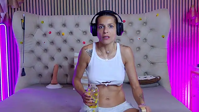 PlayfulShow webcam