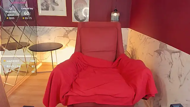 KellyPerfection webcam
