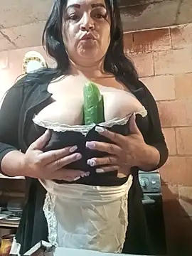 isis_milove webcam