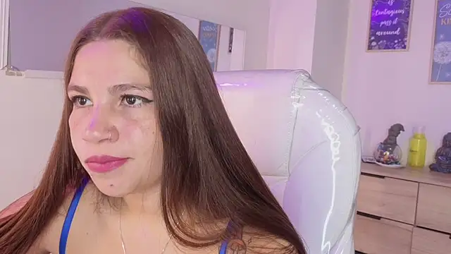 bluee_hazell webcam
