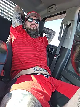 Beardedtattood webcam