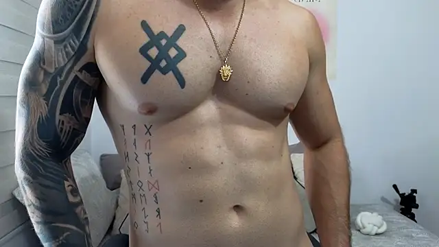 Isaac_Carter webcam