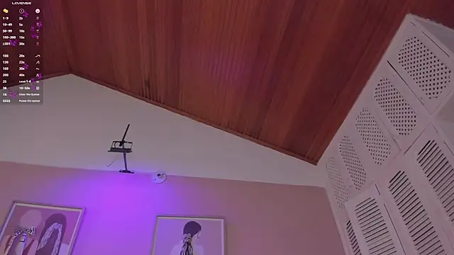 elodie_walker webcam