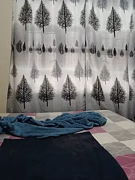 FreakyAngel3X webcam