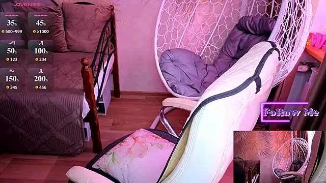 AlisaMisty live cam on StripChat