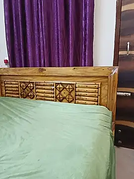 BongQueen9 webcam