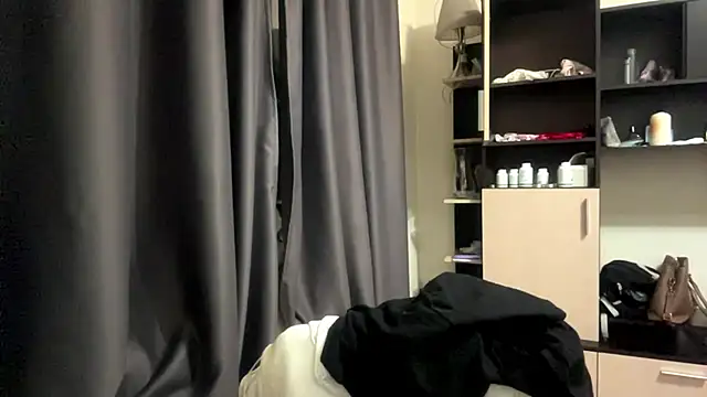 AquilineOrites webcam