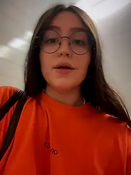 meow_girl (F young) - Flash hot tits 💕LT GIFT