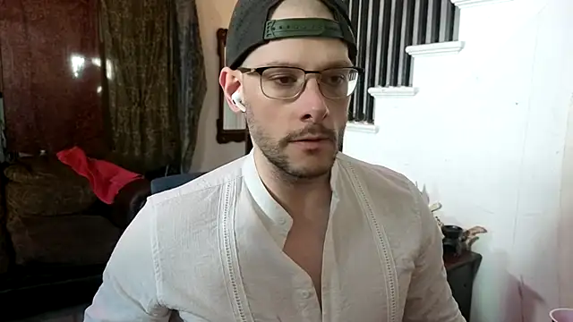 MasterDaddyCool webcam