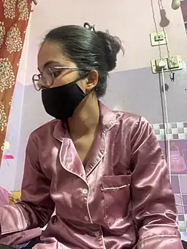 Sandhya_77 webcam