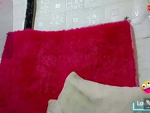 GoddessRaven10 webcam