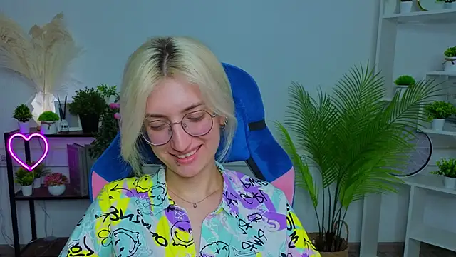 AlessandraParkin webcam