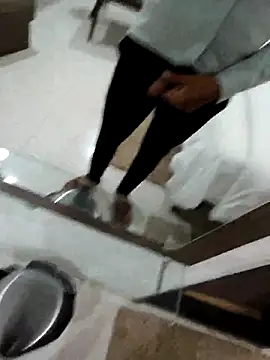 GUJJU_GUJARATI webcam