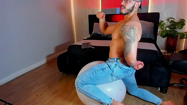 Liam_Kleiin webcam