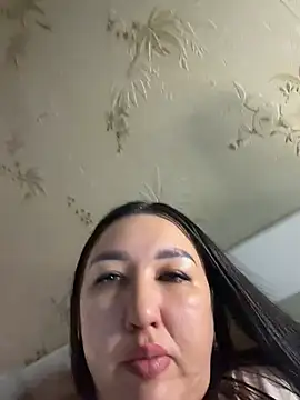 Naughtbaby_2025 webcam