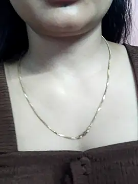 Wild-janvi webcam