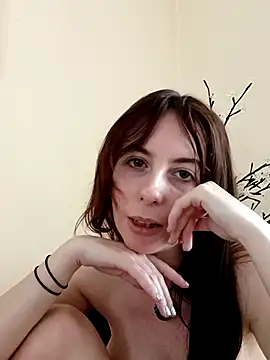 LadyFreyna webcam