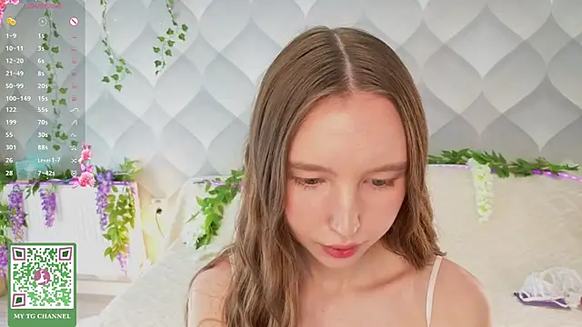 ElfredaTupy webcam